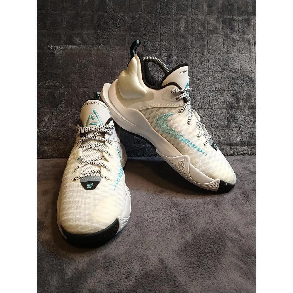 Nike Giannis Immortality Size 5Y GS White/Black Copa-Pure Platinum DB6081-110